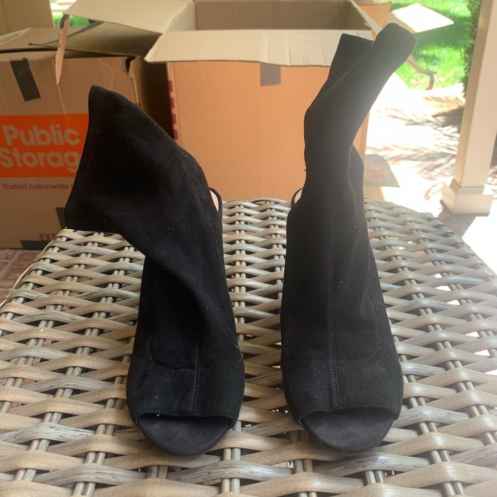 Vince Camuto open heel booties